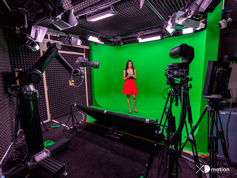 Arcam robot and PTZ for Augmented Reality Live Eurosport Mini Olympics studio
